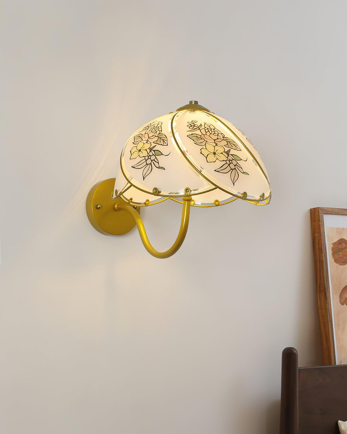 Tiffany Lily Glass Wall Lamp — product view 10