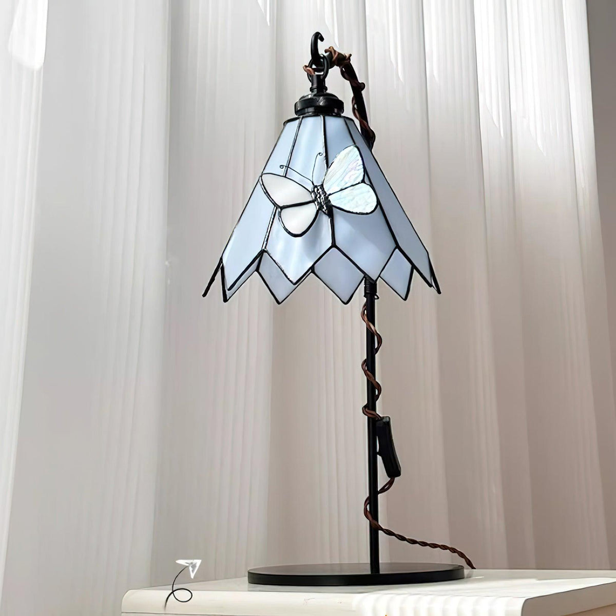 Briandy Tiffany Glass Table Lamp — product view 10