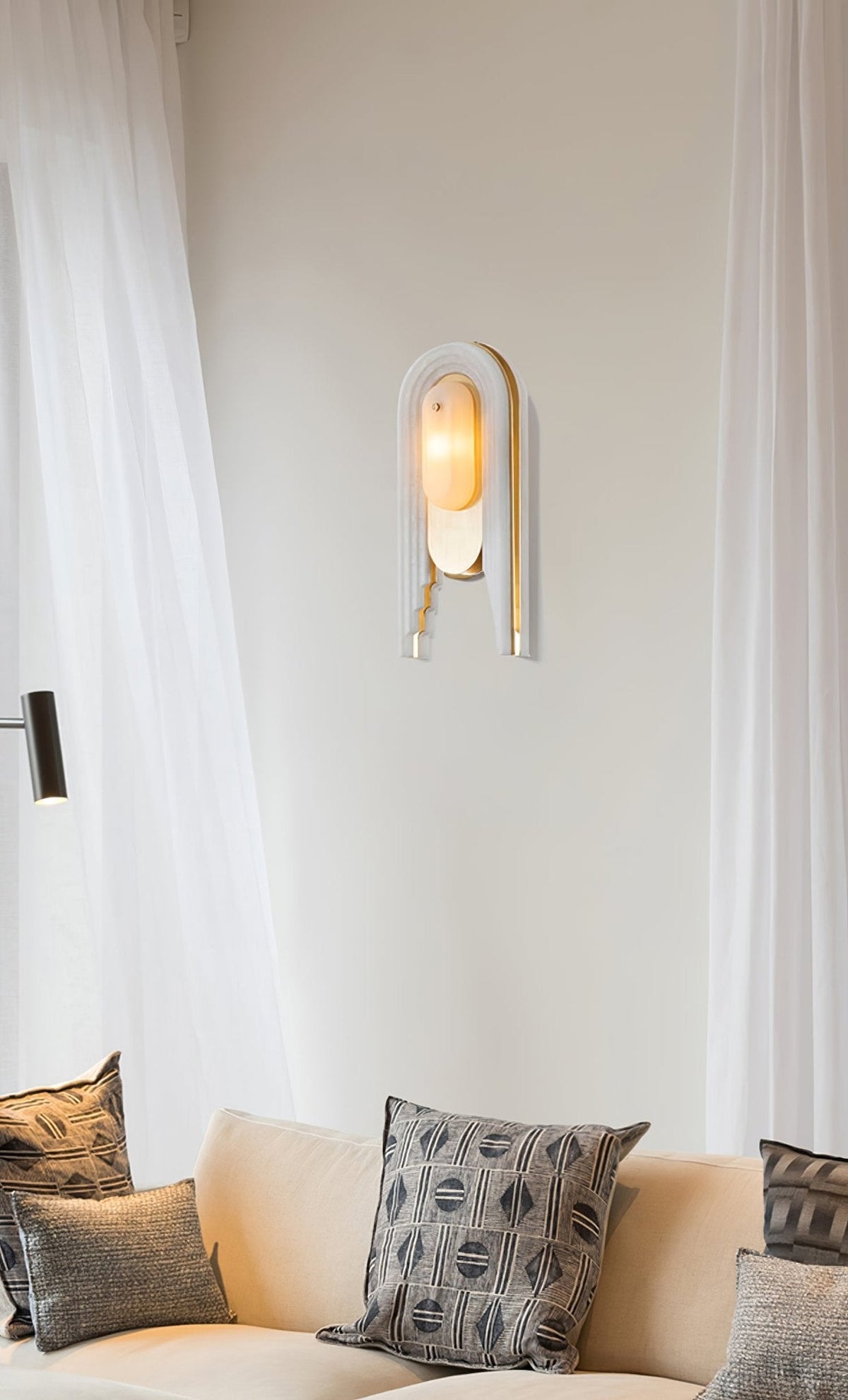 Cascada Alabaster Wall Sconce – product view 7
