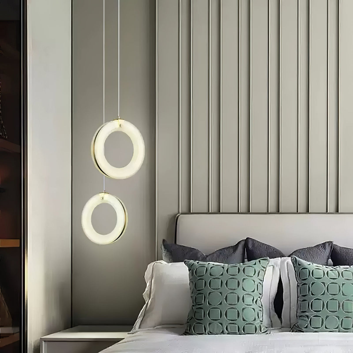 Alabaster Ring Pendant Light – product view 5