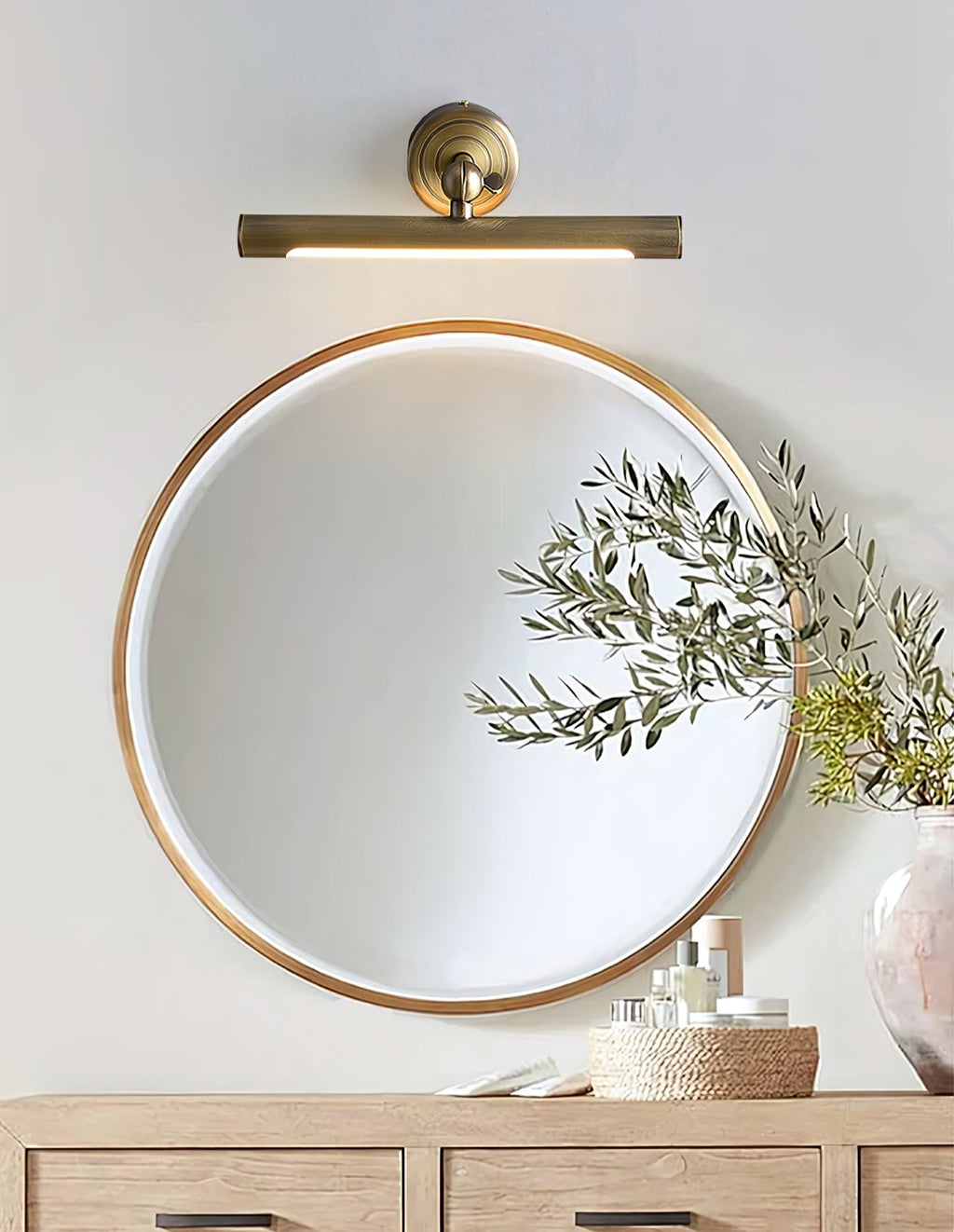 Brunelux Vanity Wall Light – product view 7
