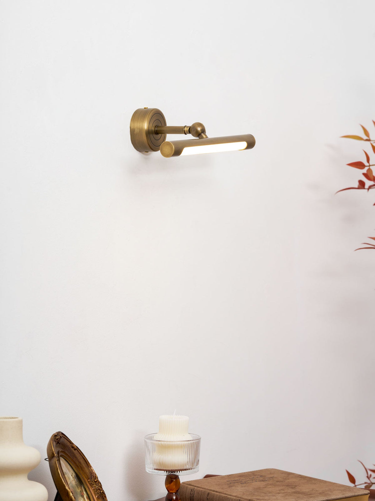 Brunelux Vanity Wall Light – product view 18