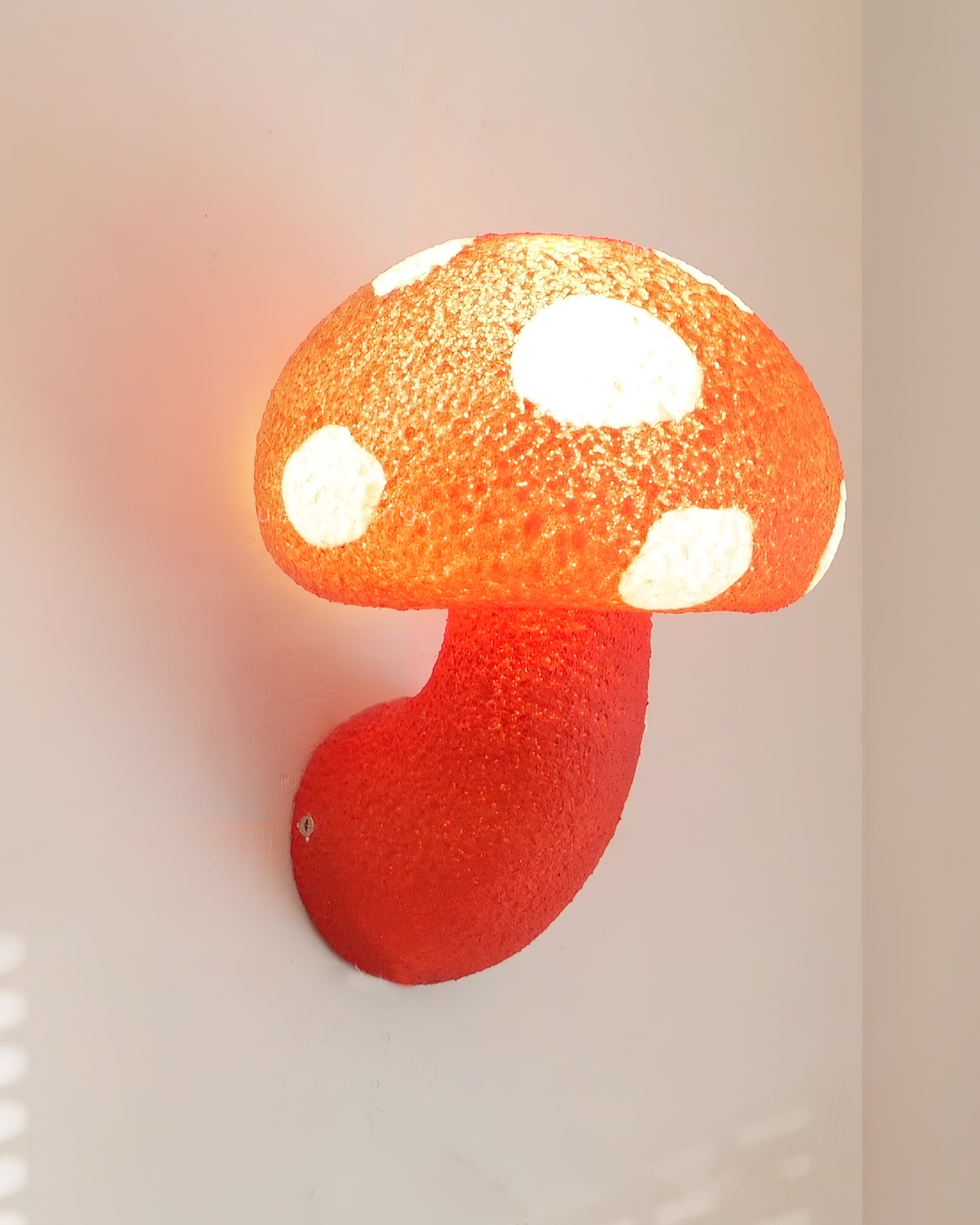 Peil Mushroom Resin Wall Lamp — product view 7