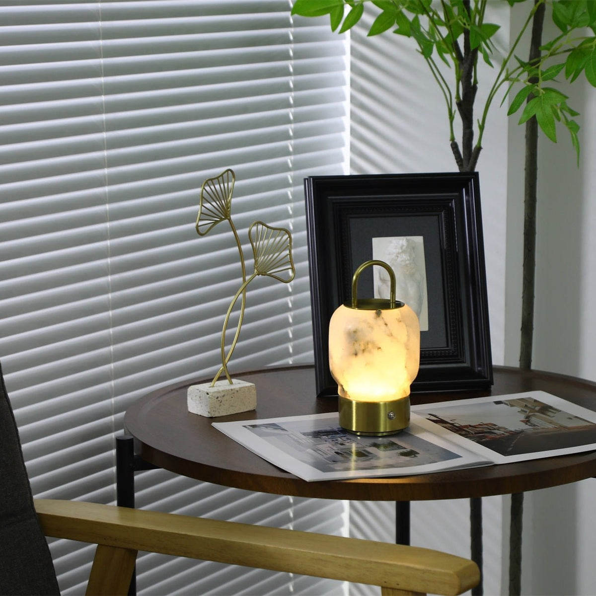 Alabaster Portable Rechargeable Table Lamp – product view 7