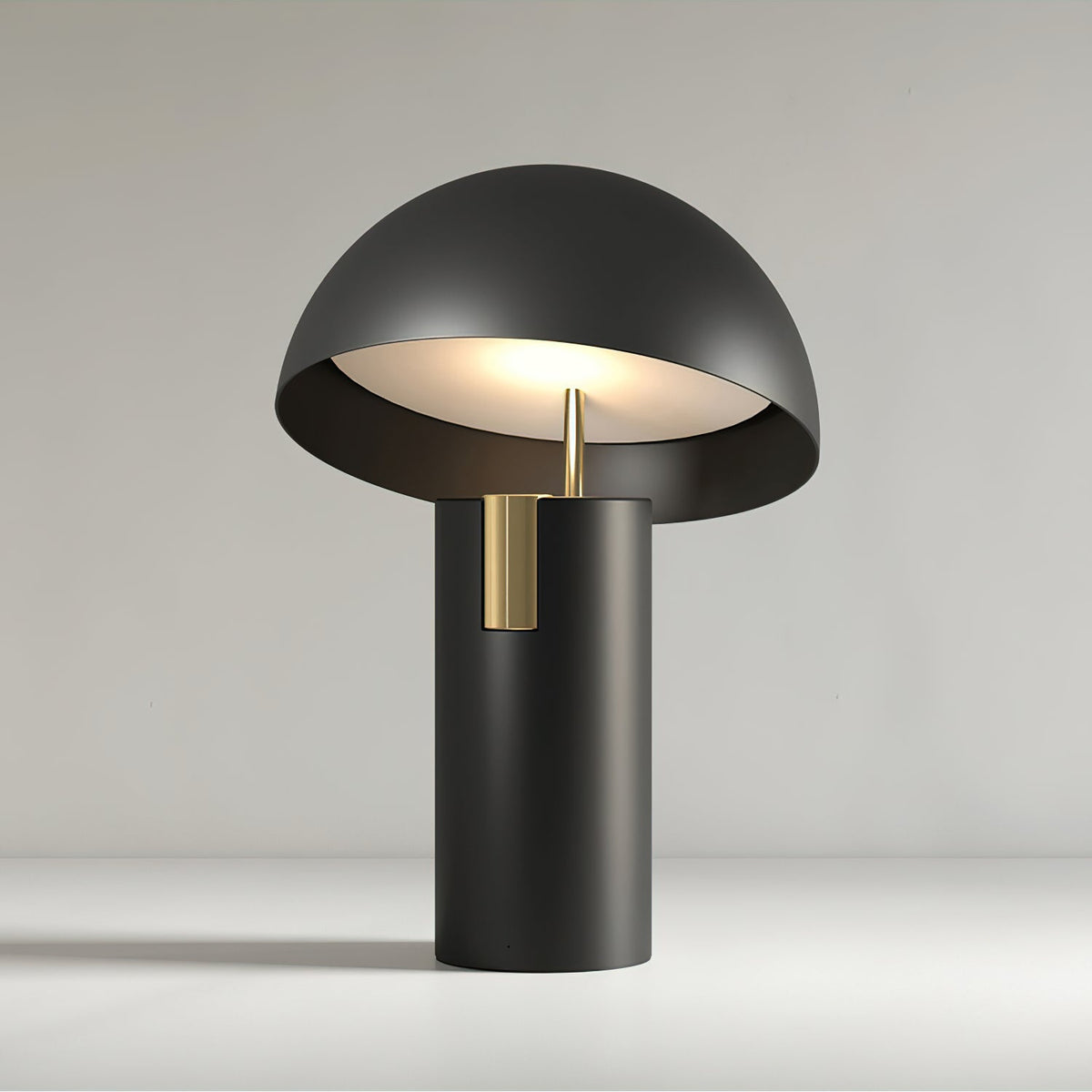 Avo Metal Table Lamp — product view 2
