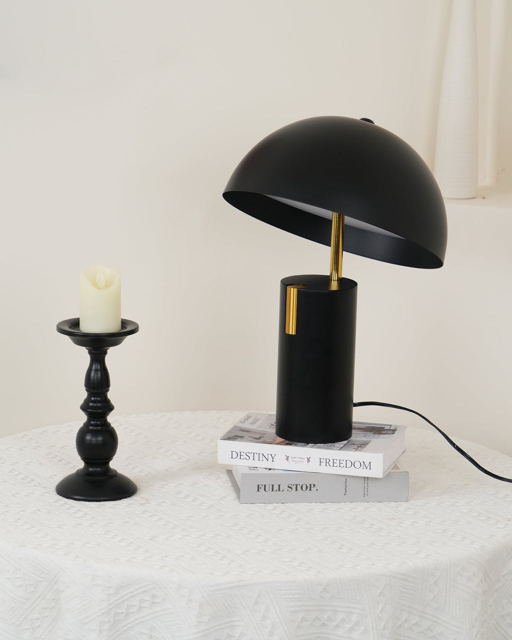 Avo Metal Table Lamp — product view 31