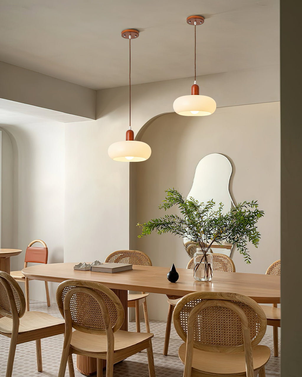 Rime Glass Pendant Lamp — product view 4