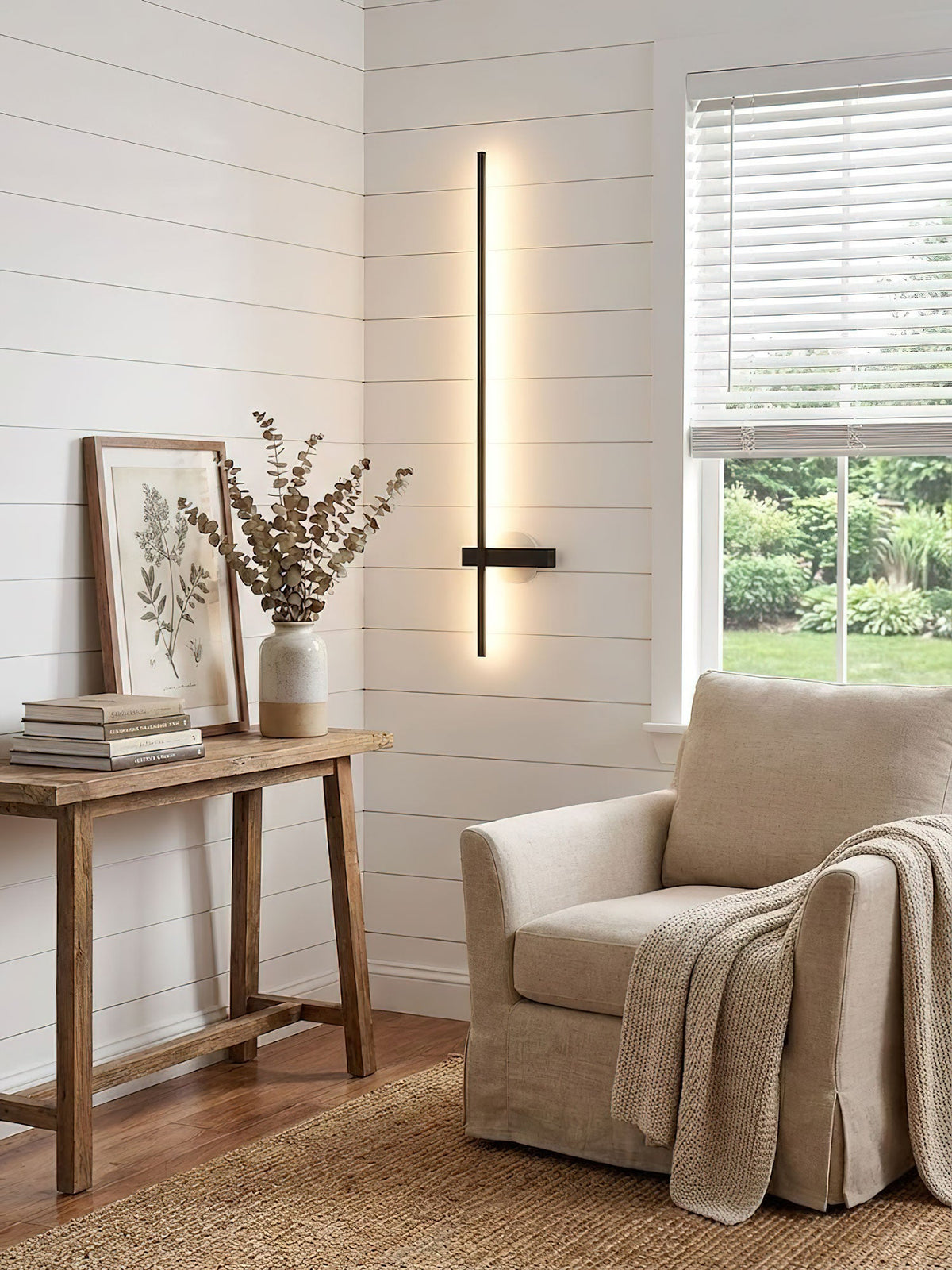 Adeline Linear Rechargeable Sconce – product view 13