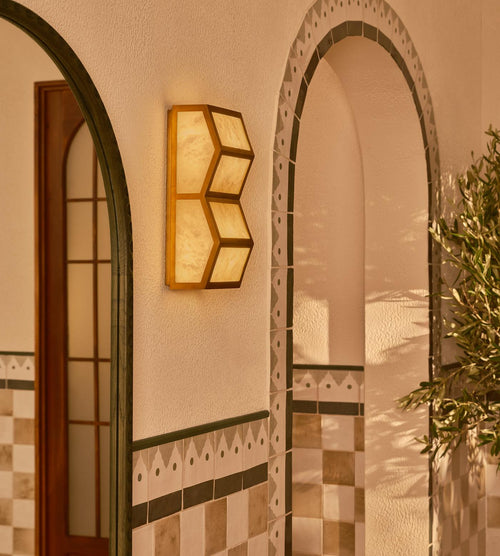 Alabaster Cascade Alabaster Wall Light – product view 2