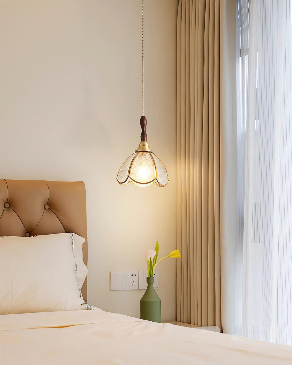 Retro Latta Glass Pendant Lamp — product view 26