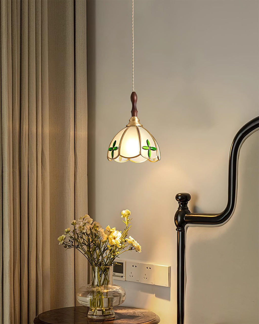Retro Latta Glass Pendant Lamp — product view 27