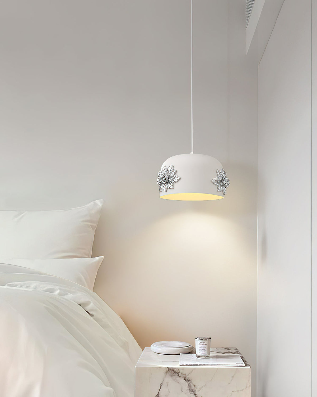 Gaina Metal Pendant Lamp — product view 3