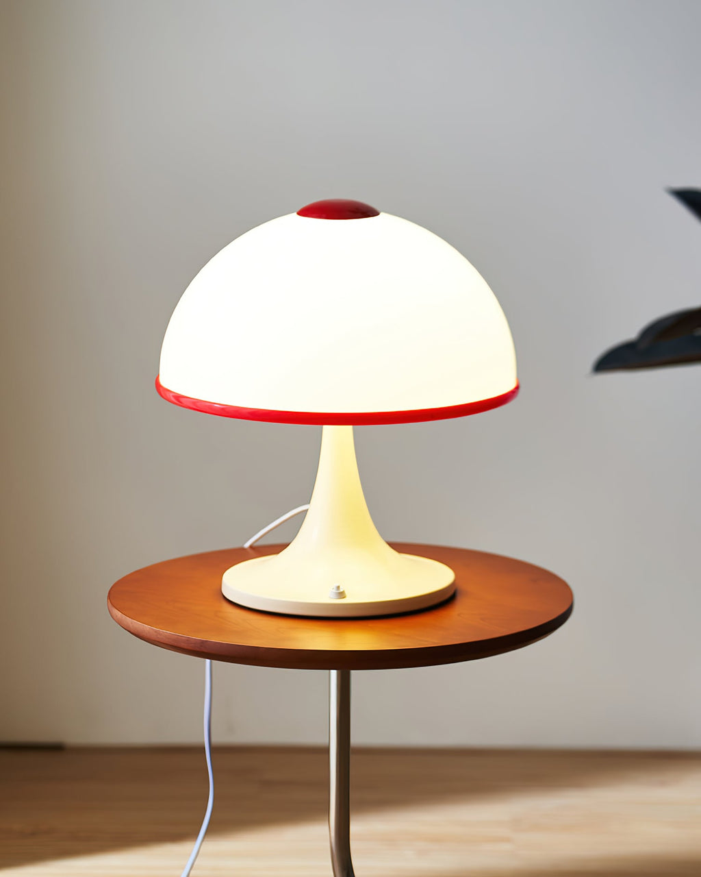 Julie Mushroom Metal Table Lamp — product view 14