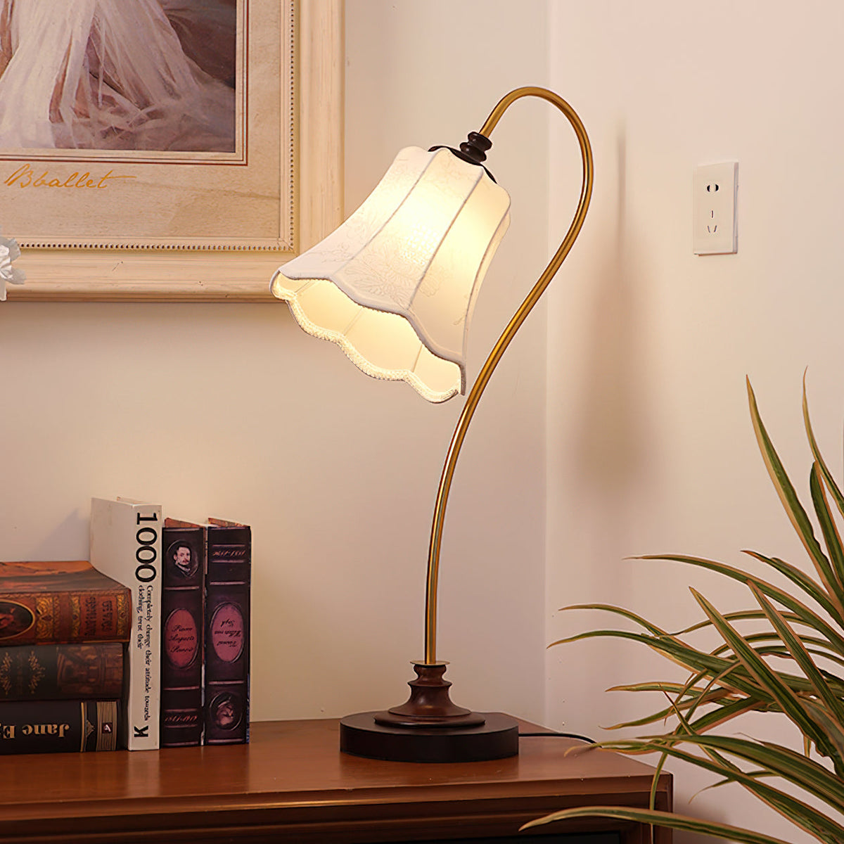 Magnolya Wood Table Lamp — product view 2