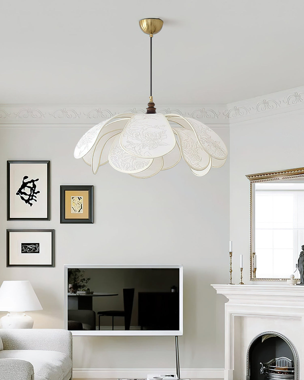 Savoy Wood Pendant Lamp — product view 5