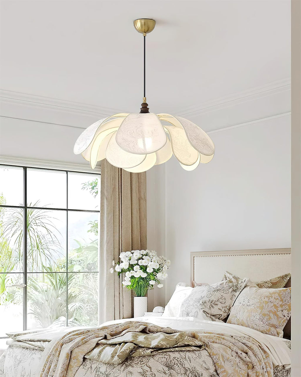 Savoy Wood Pendant Lamp — product view 9