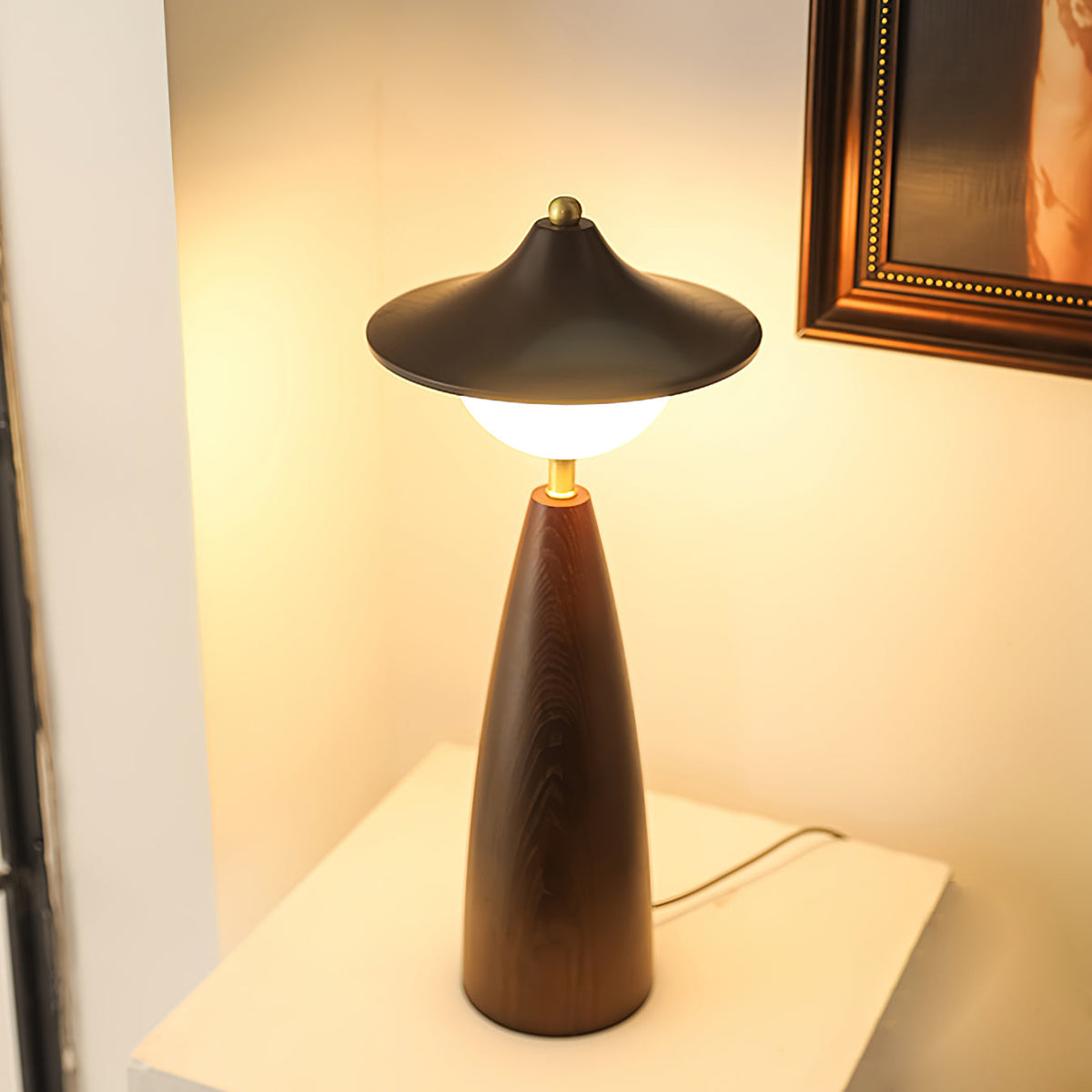 Syuna Wood Table Lamp — product view 3