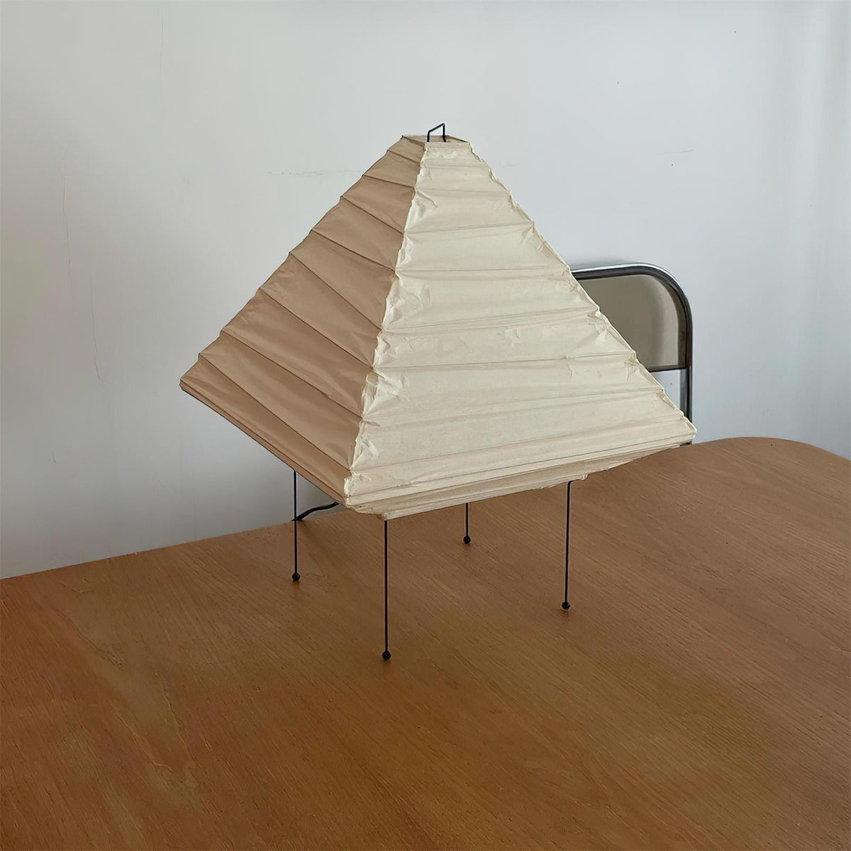 Rice Paper Table Lamp R28 — product view 2