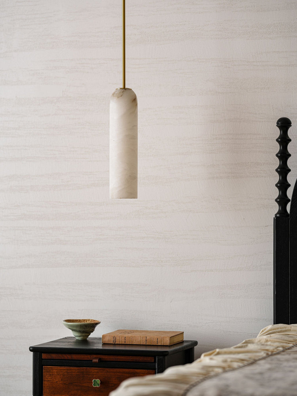 Alabaster Cylinder Pendant Light – product view 10