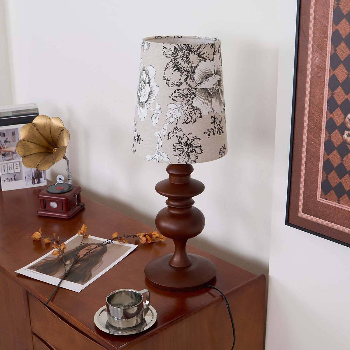 Ariana Wood Table Lamp — product view 3