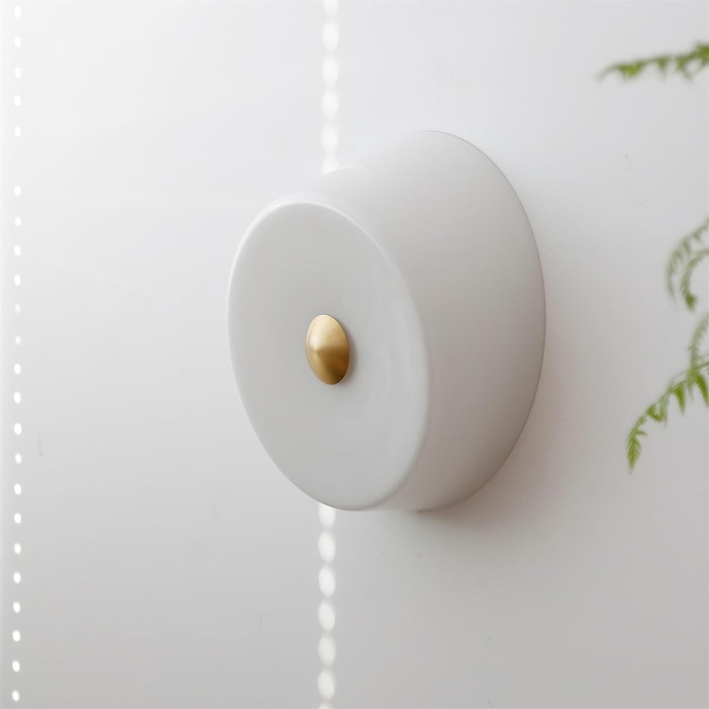 Ben Glass Wall Lamp — product view 2