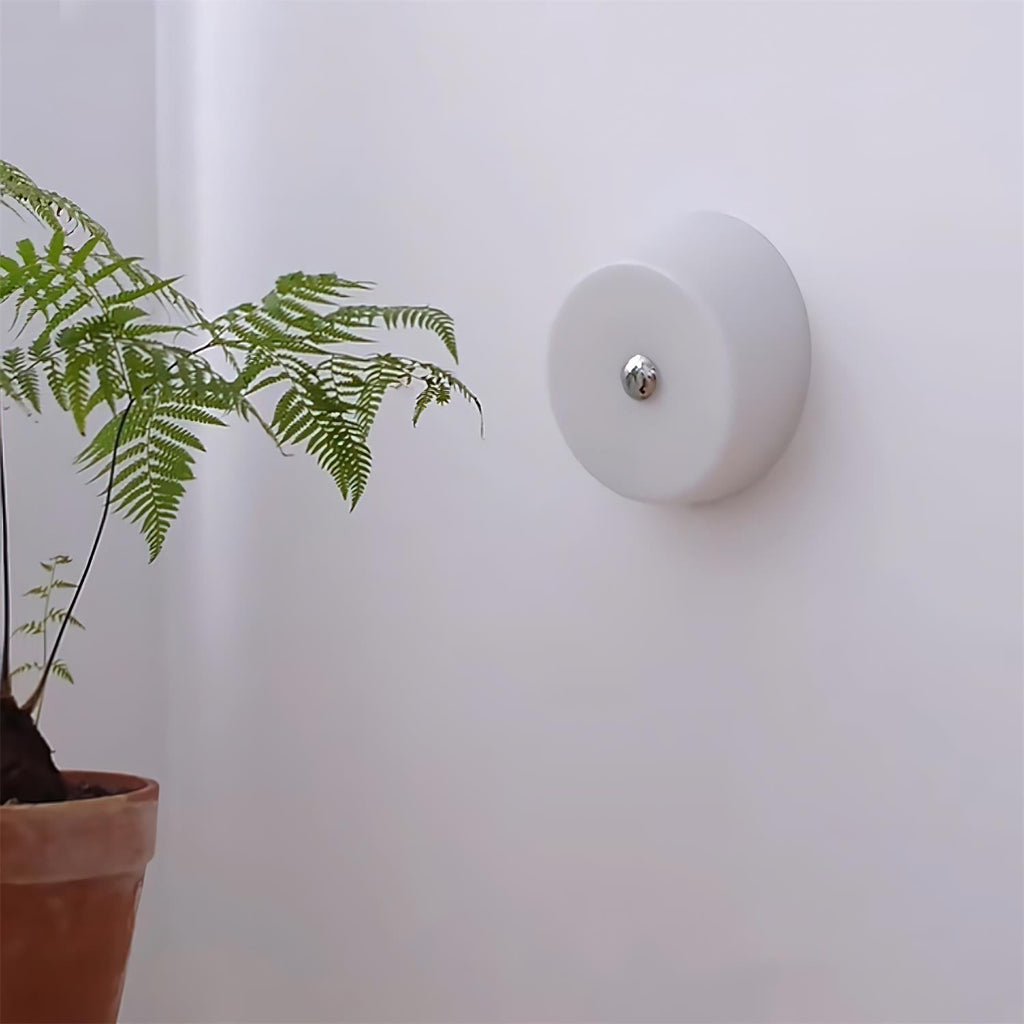 Ben Glass Wall Lamp — product view 6