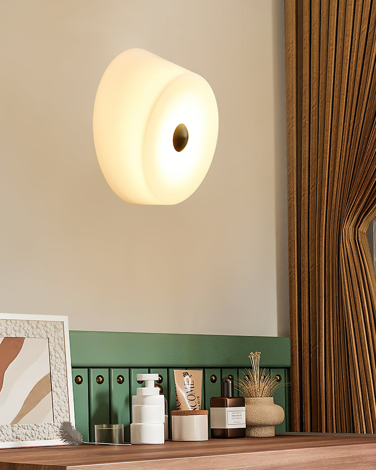 Ben Glass Wall Lamp — product view 10