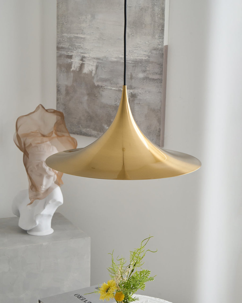 Trumpet Aluminum Pendant Lamp — product view 6
