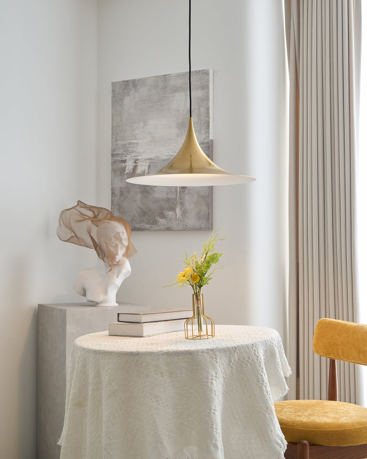 Trumpet Aluminum Pendant Lamp — product view 7