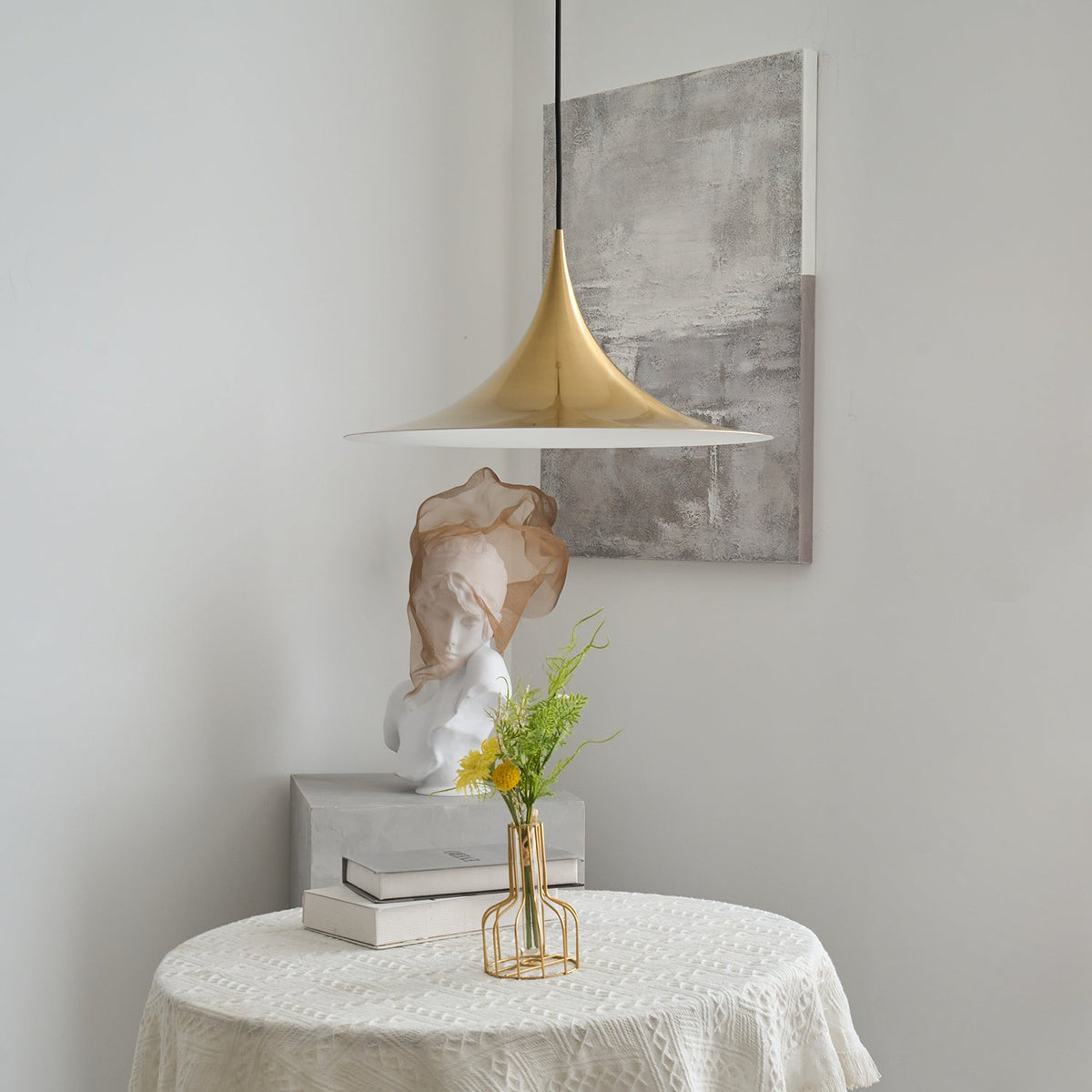 Trumpet Aluminum Pendant Lamp — product view 9