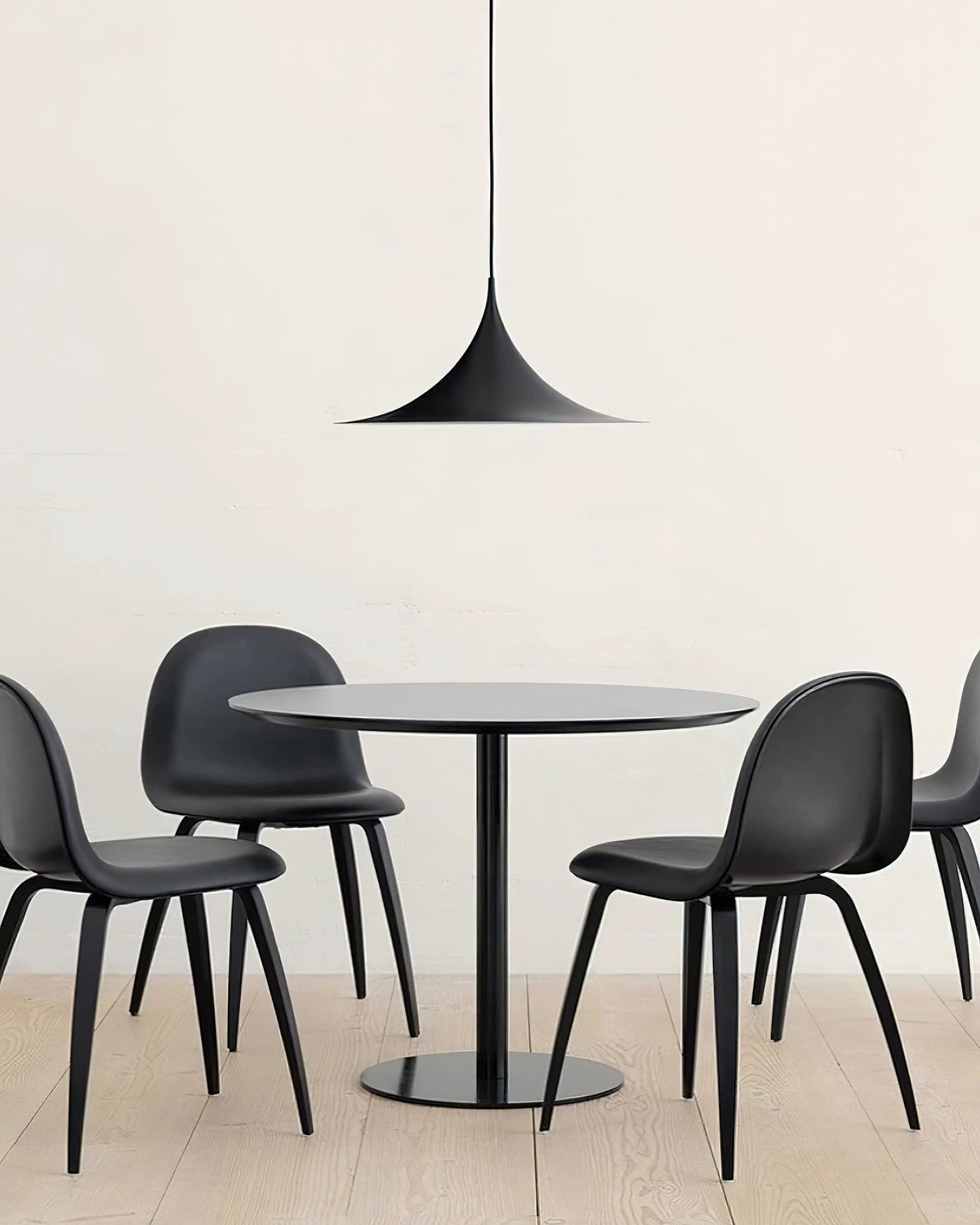 Trumpet Aluminum Pendant Lamp — product view 13