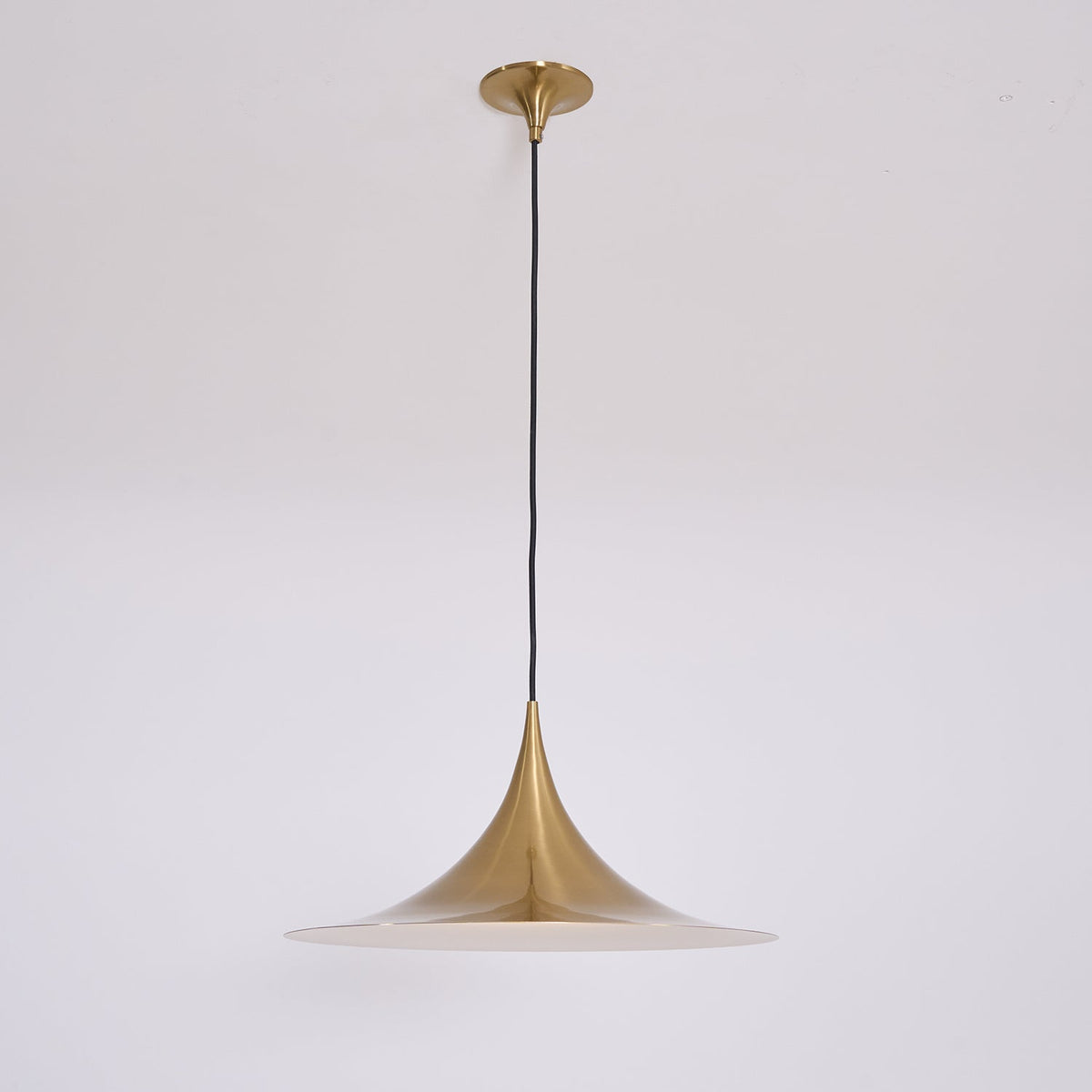 Trumpet Aluminum Pendant Lamp — product view 32