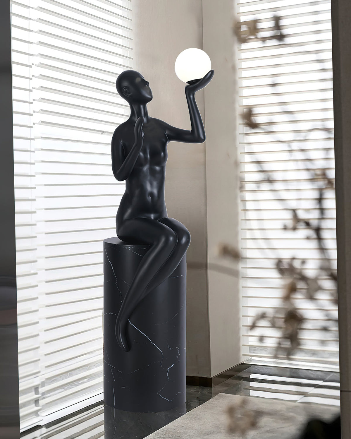 Myron Sculpture Glass Floor Lamp — product view 3