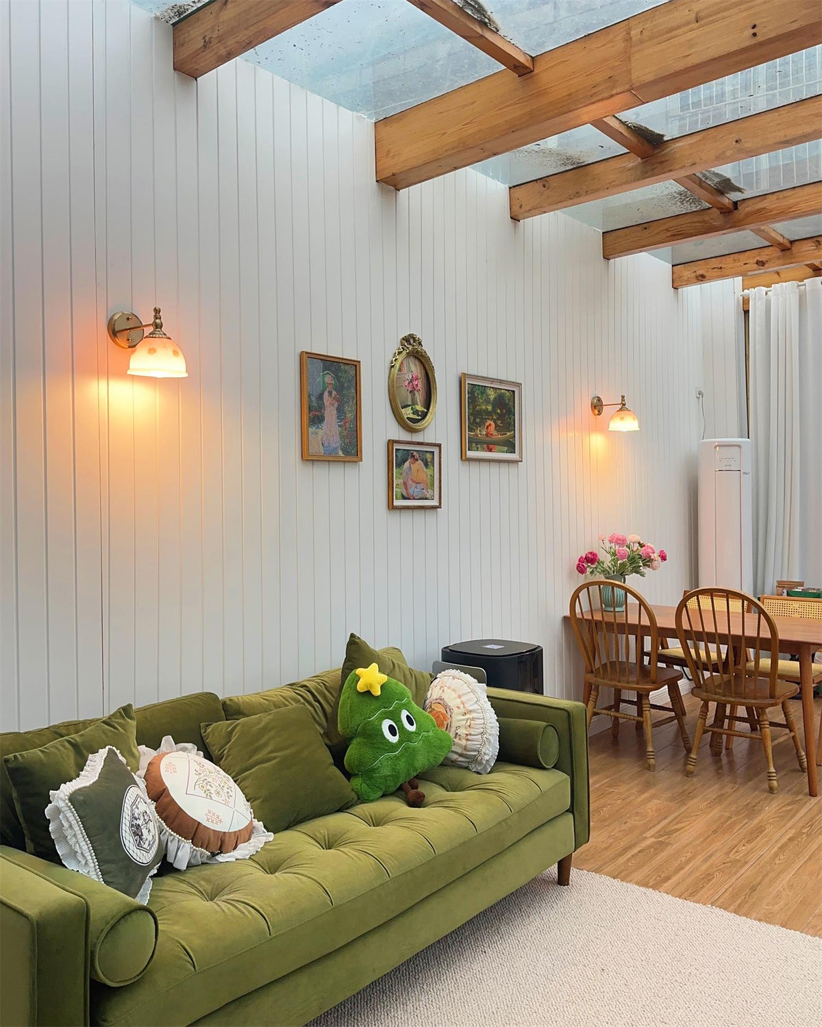 Mishya Floral Glass Wall Lamp — product view 13