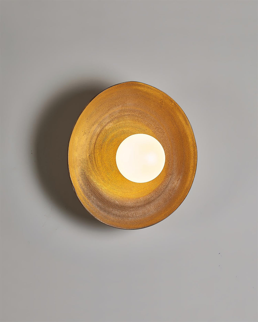 Round Riley Metal Wall Lamp — product view 3