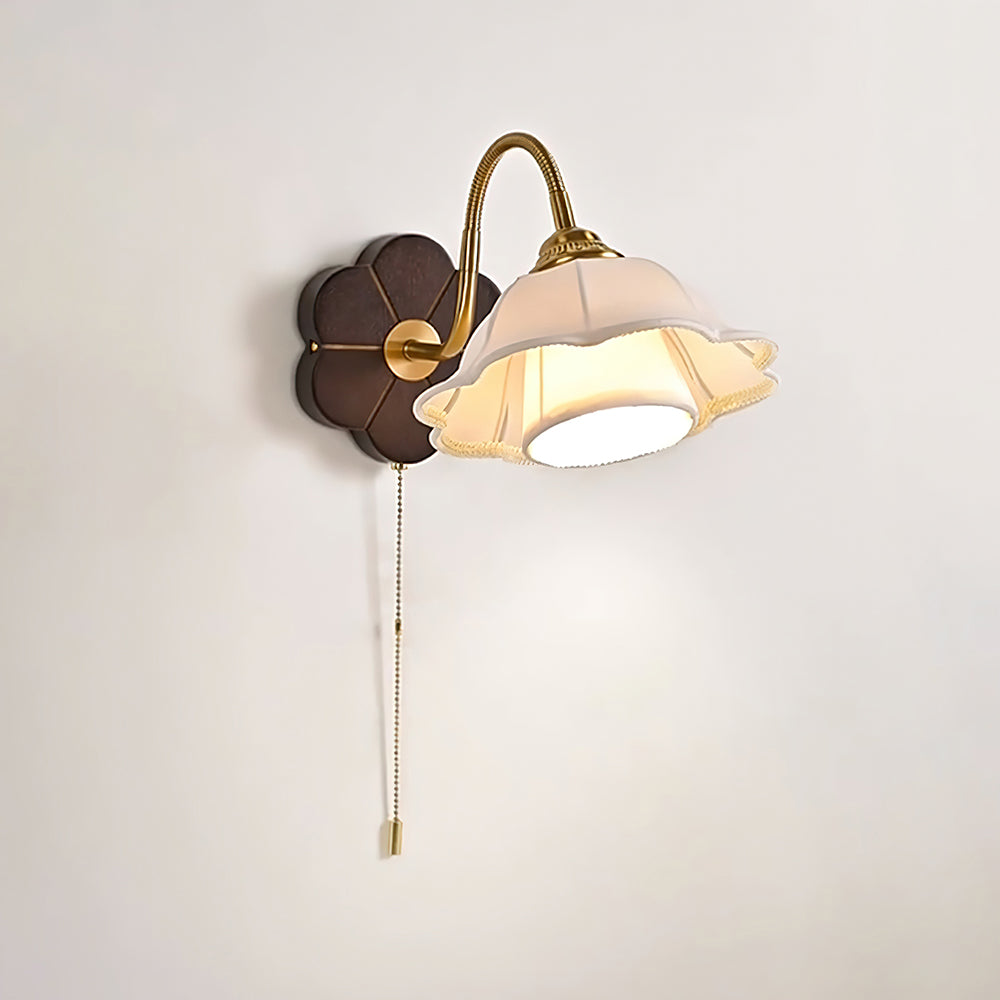 Luci Flower Wood Wall Lamp — product view 11