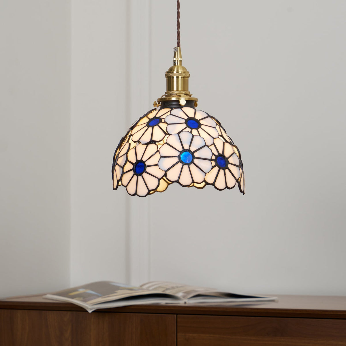 Suka Floral Glass Pendant Light — product view 2