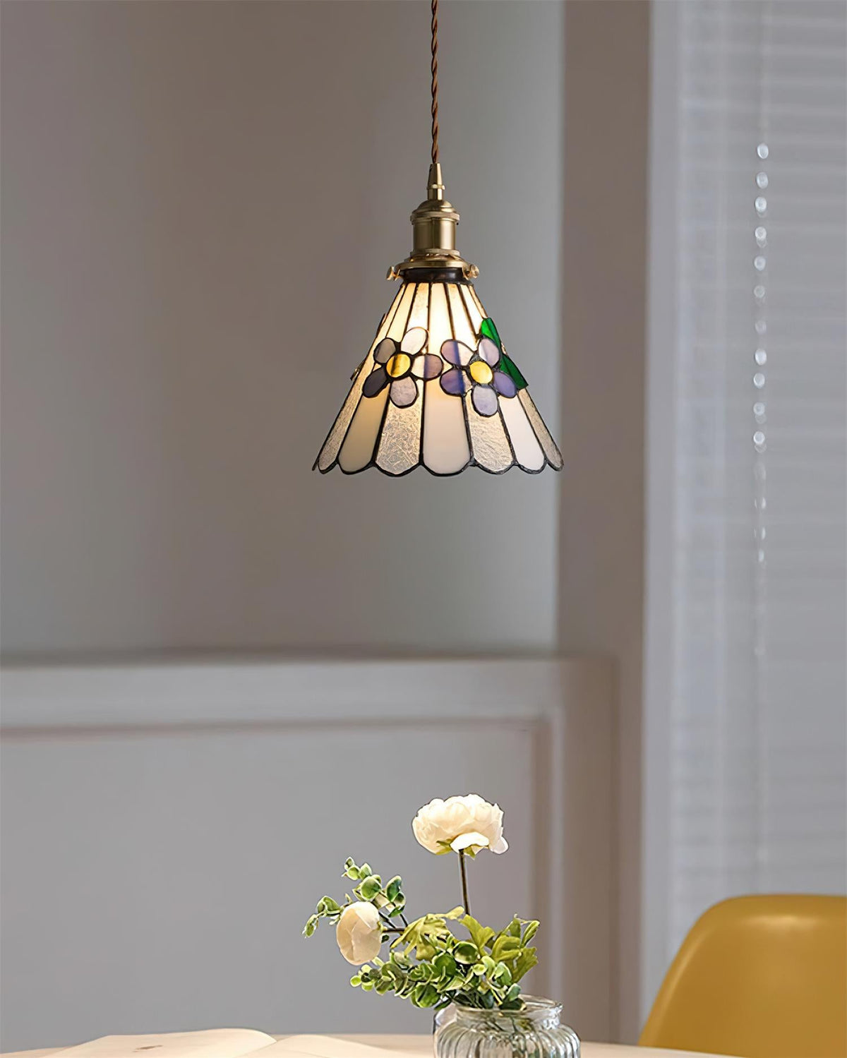 Valinte Glass Pendant Lamp — product view 11