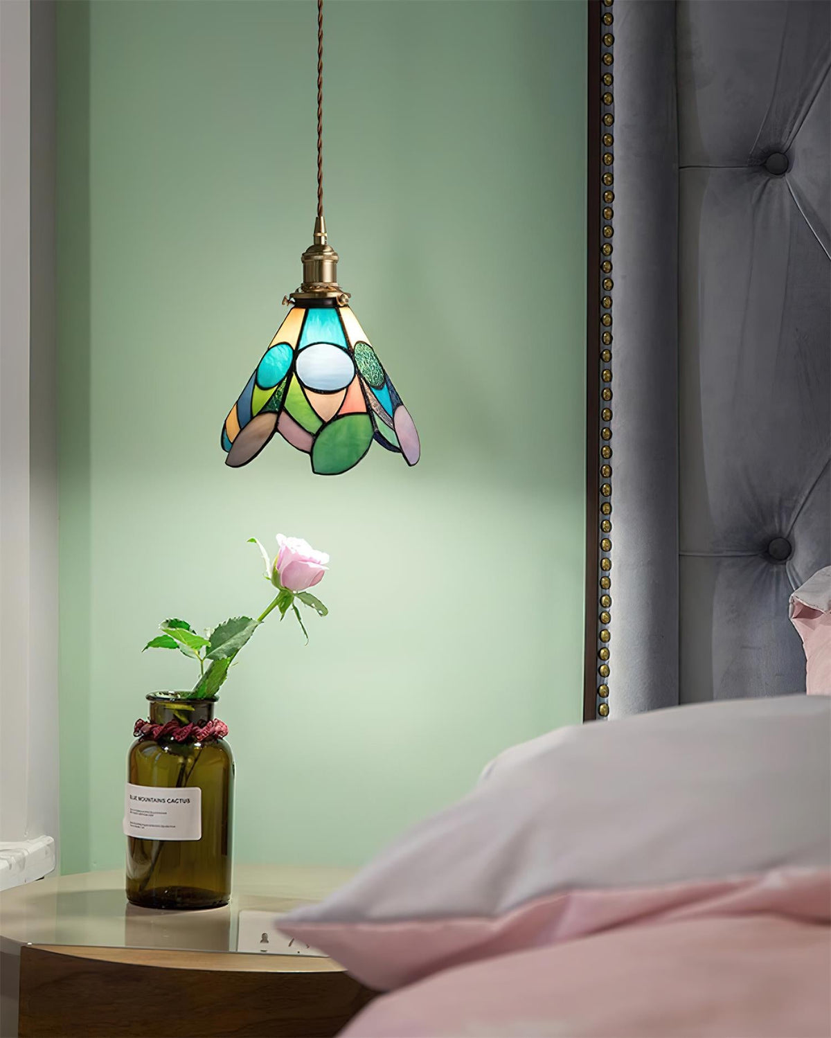 Valinte Glass Pendant Lamp — product view 12