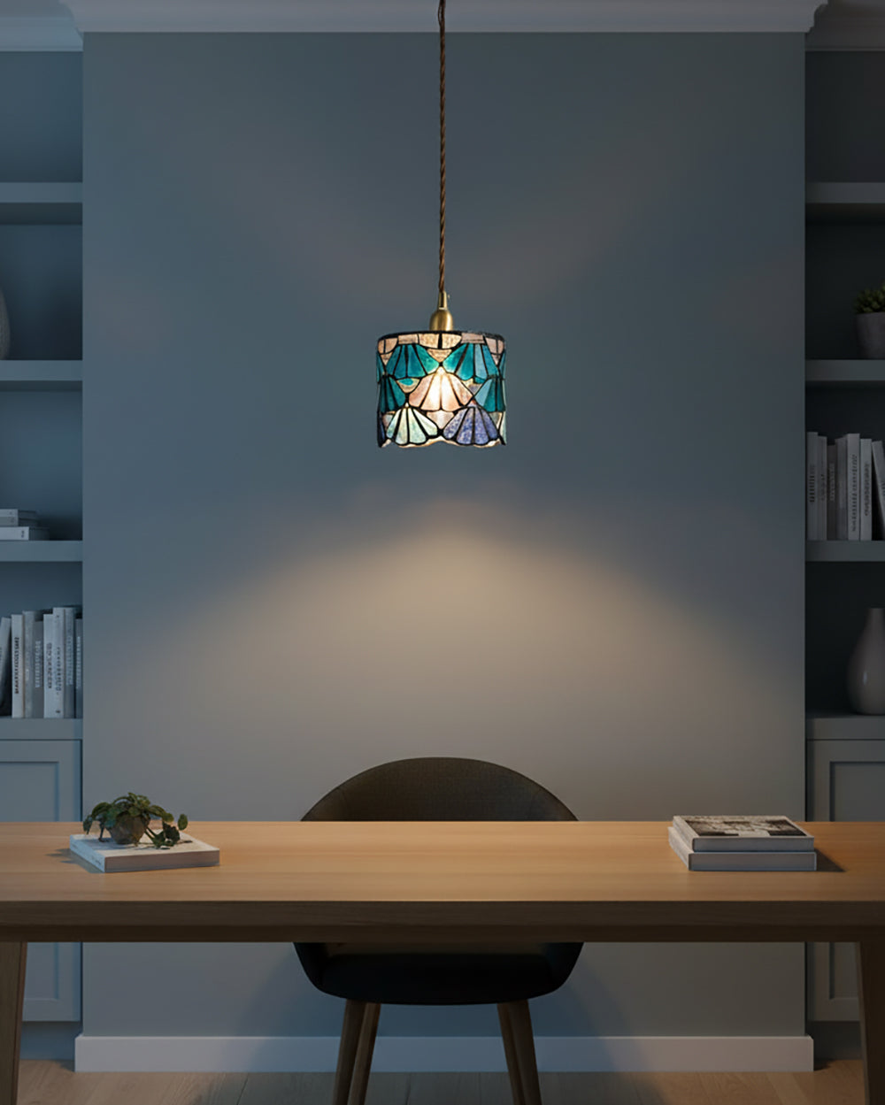 Tina Tiffany Glass Pendant Lamp — product view 12