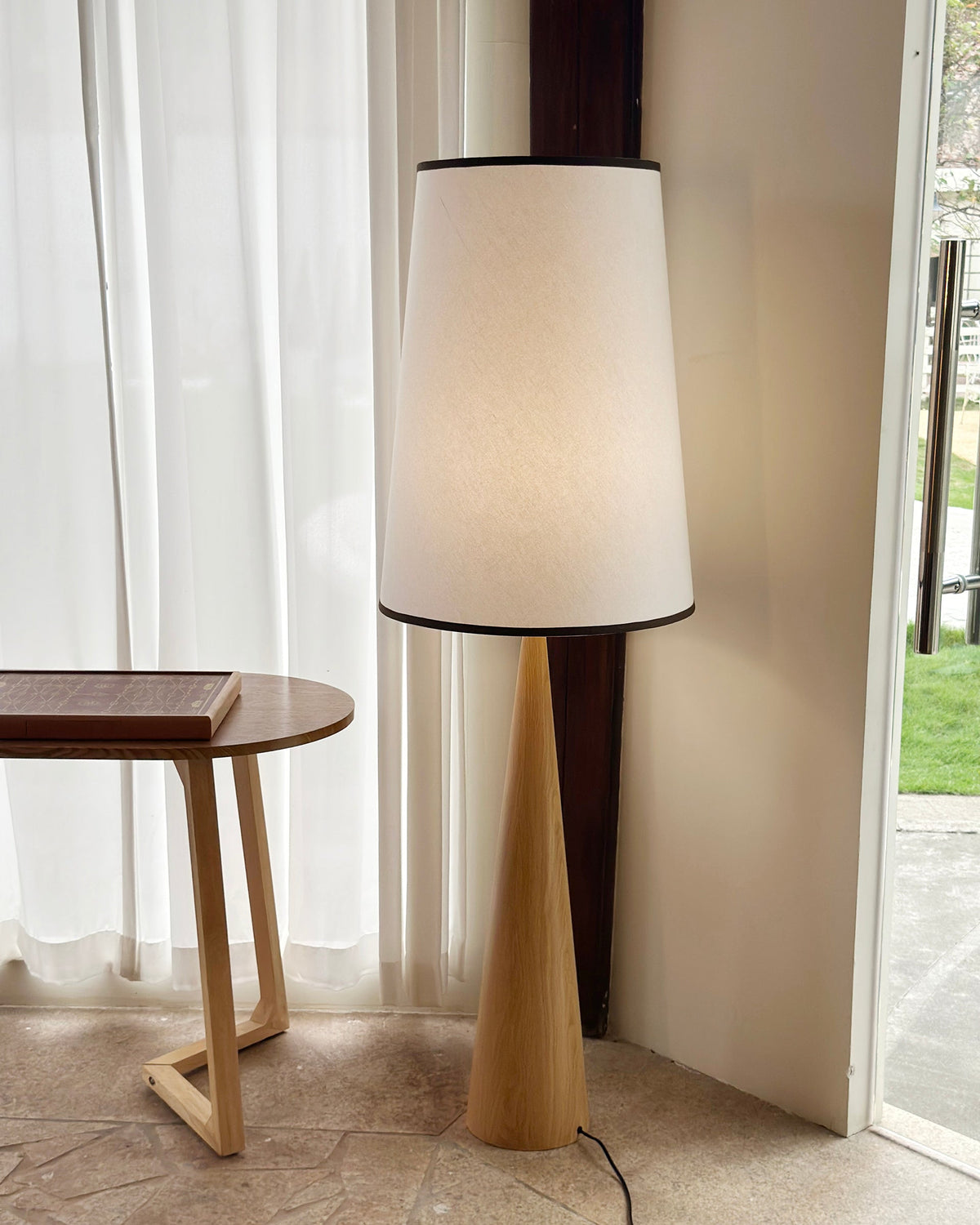 Ernest Metal Floor Lamp — product view 9