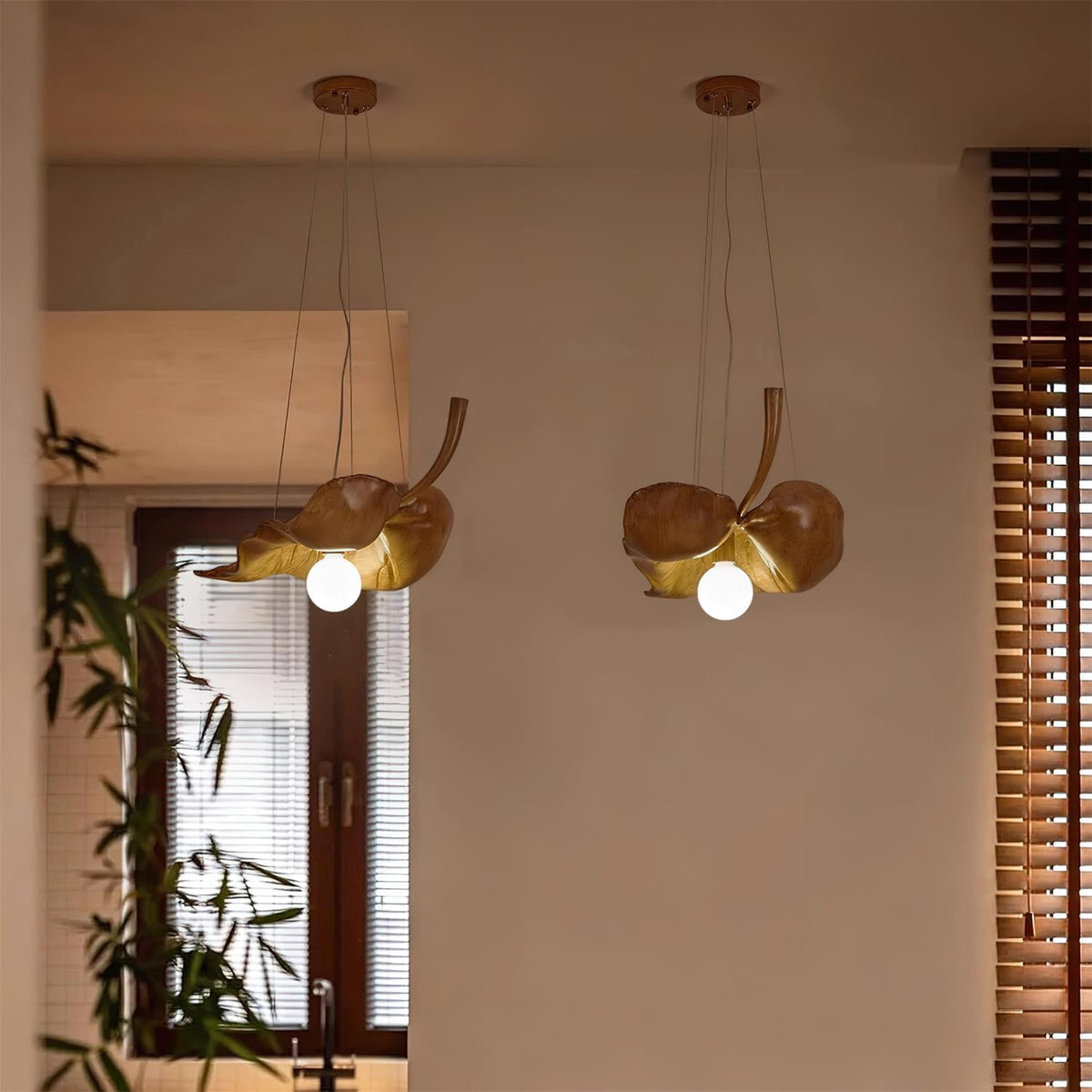 Maple Leaf Metal Pendant Lamp — product view 4