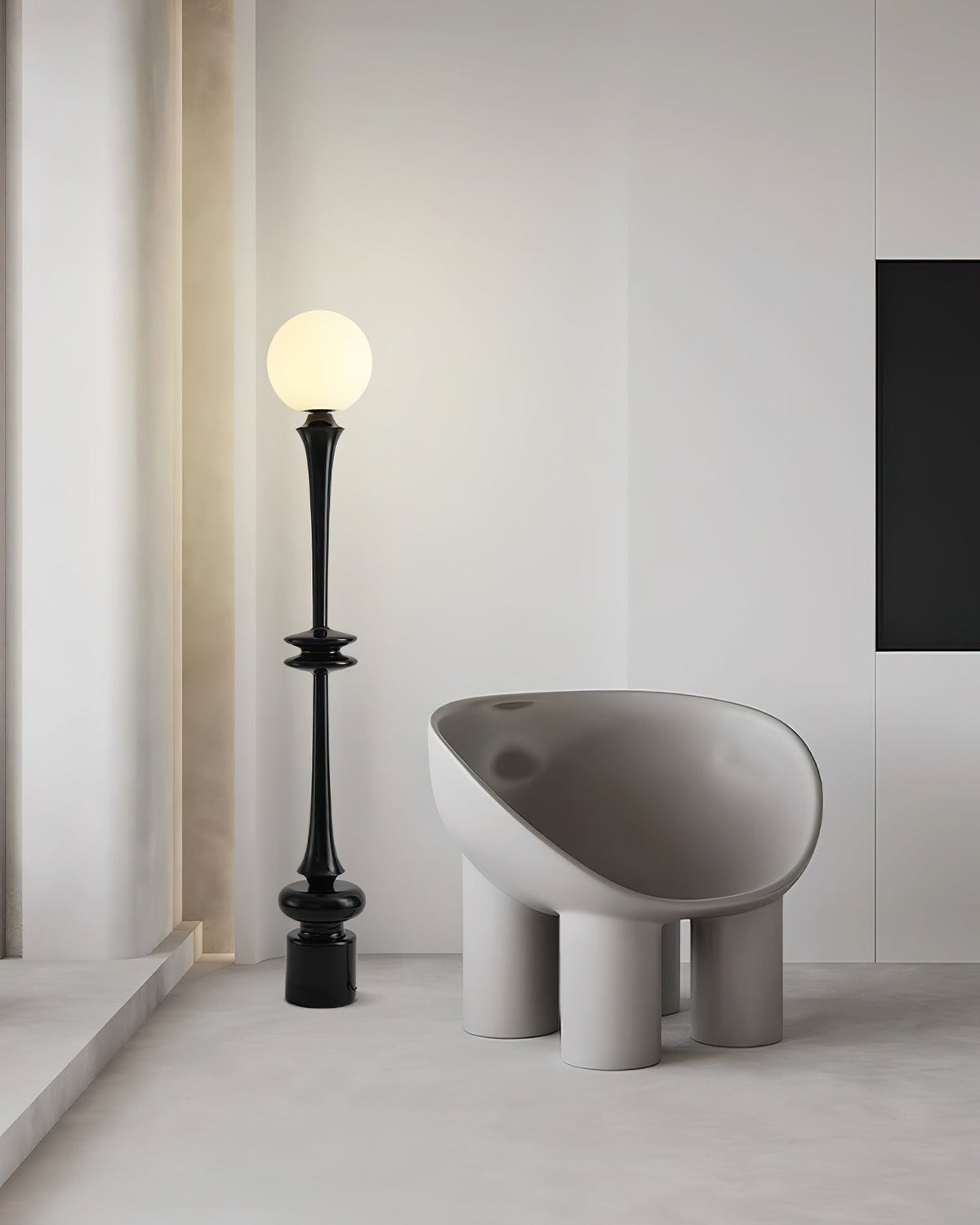 Melrose Black Glass Floor Lamp — product view 4
