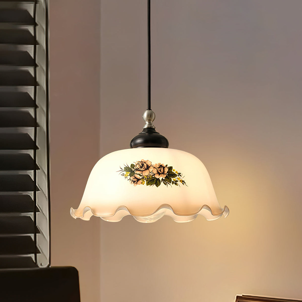 Nonna Floral Glass Pendant Lamp — product view 13
