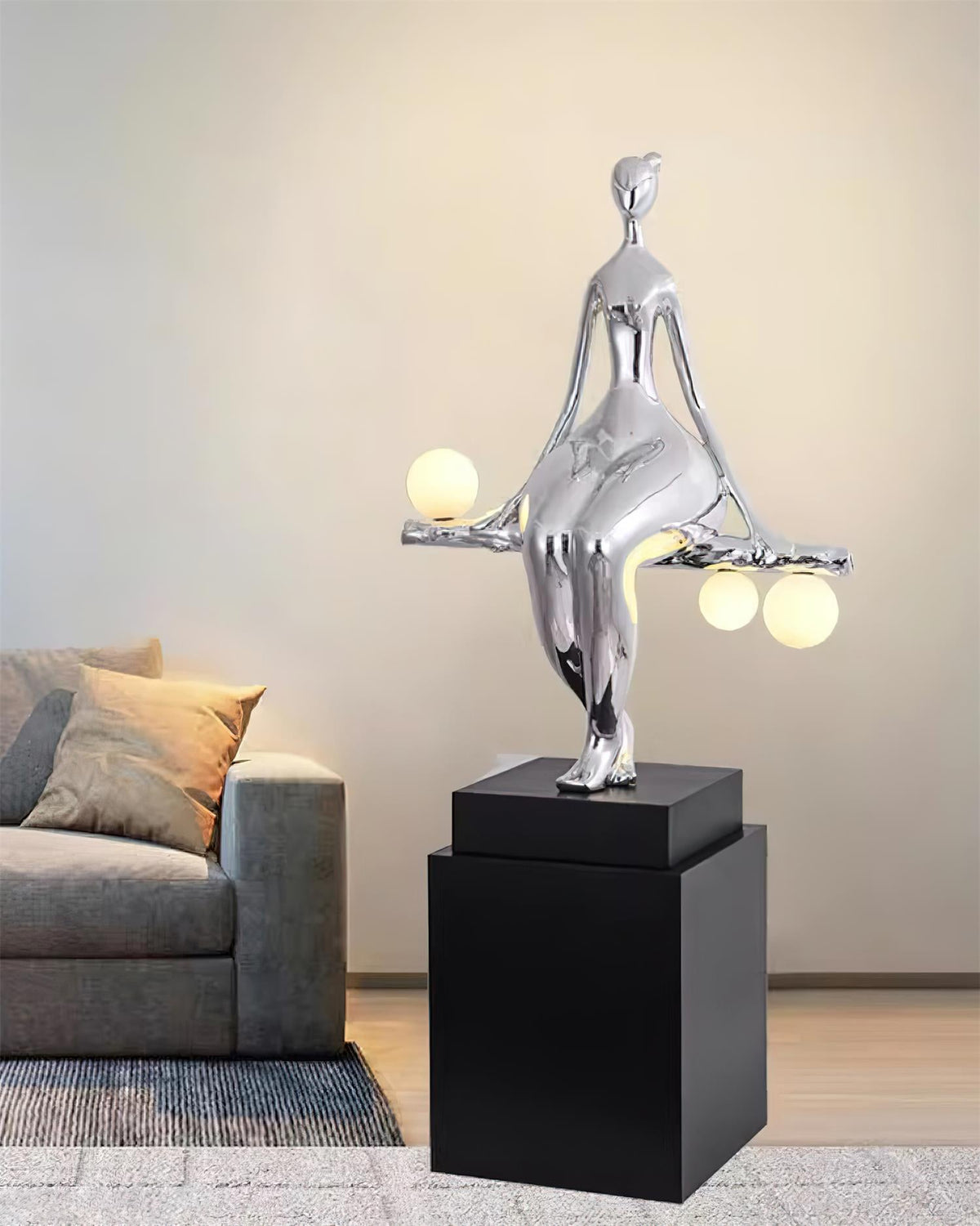 Tennie Sculpture Glass Floor Lamp — product view 10