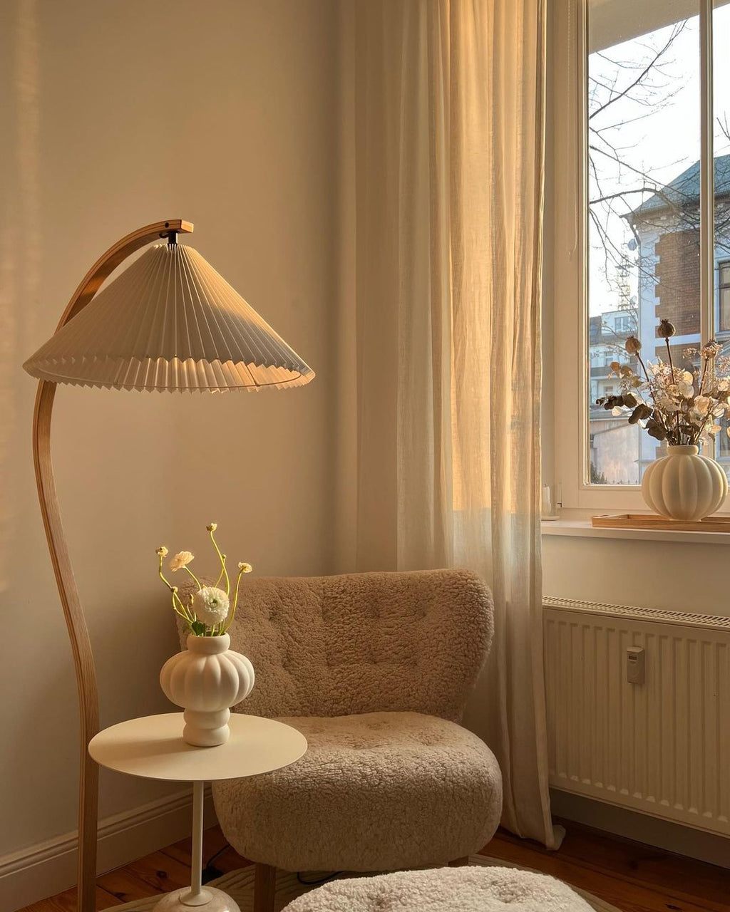 Caprani Wood Floor Lamp — product view 10