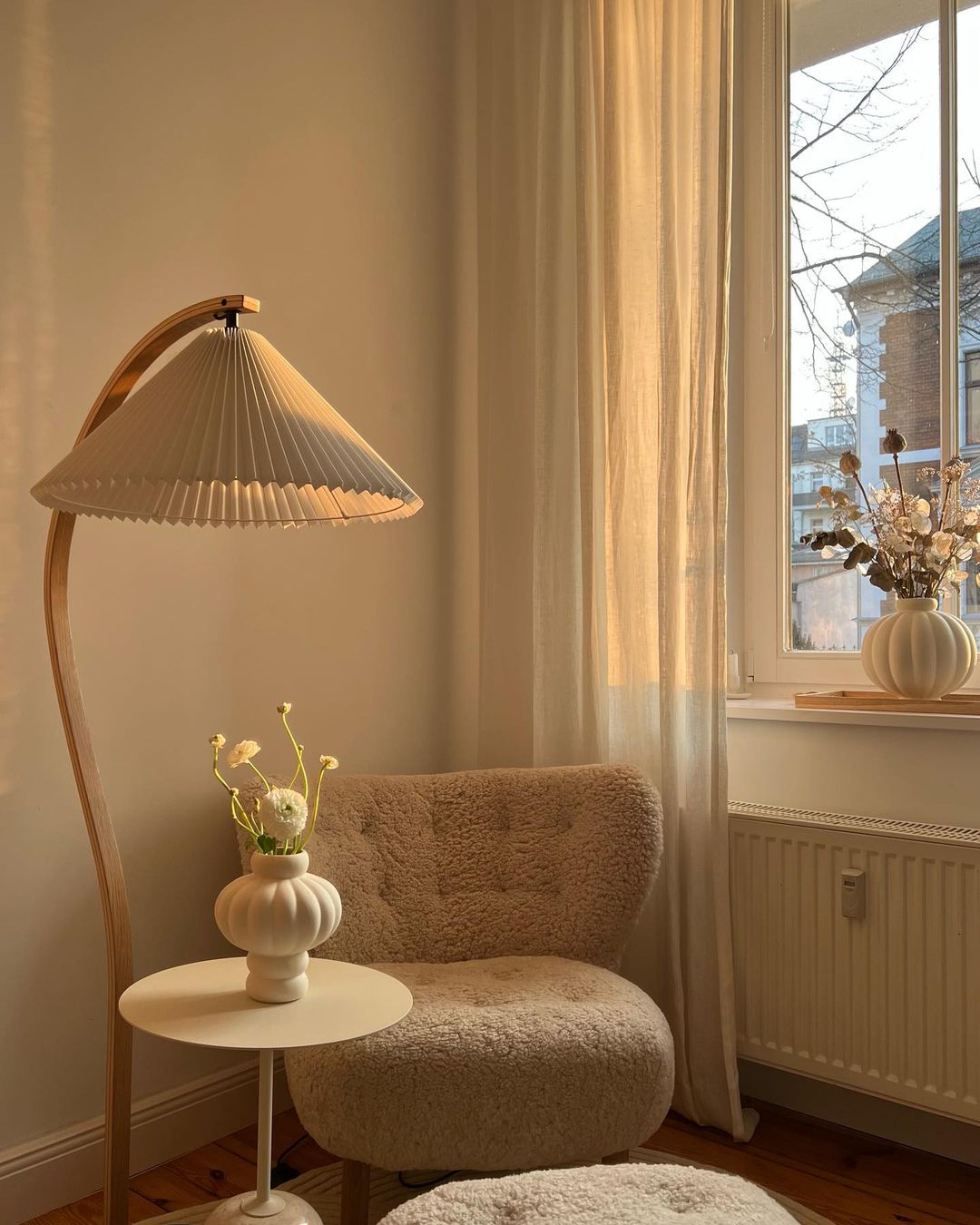 Caprani Wood Floor Lamp — product view 10
