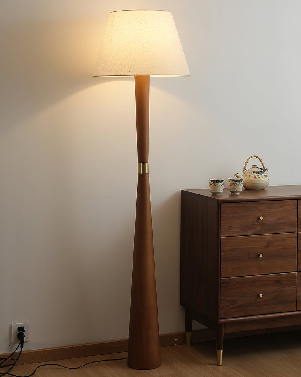 Faros Wood Floor Lamp — product view 14