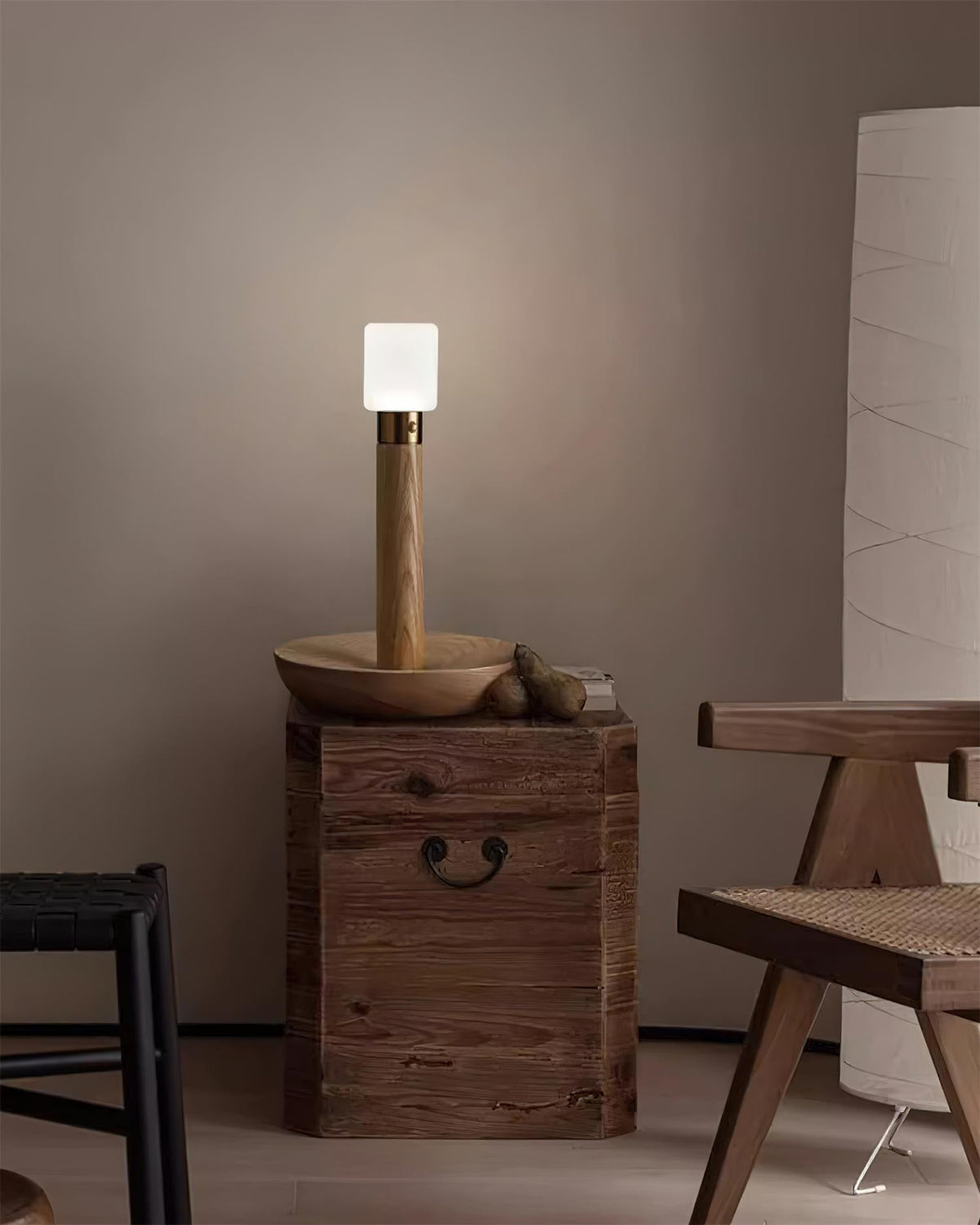 Lemelia Wood Table Lamp — product view 18