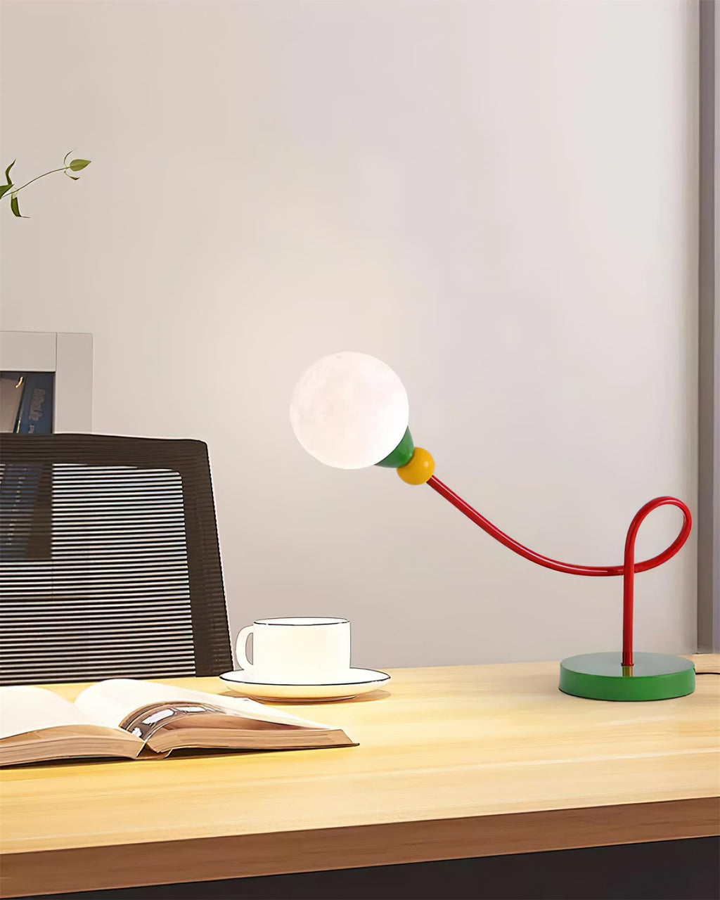 Vitan Metal Table Lamp — product view 8